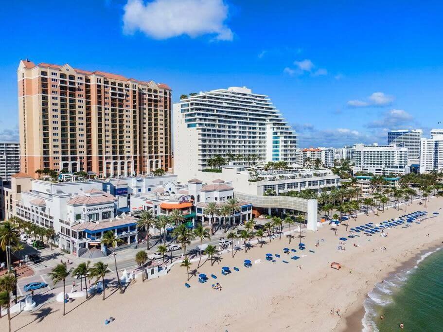 פורט לודרדייל Walk To Las Olas Banyan Room Palm Paradise Inn מראה חיצוני תמונה